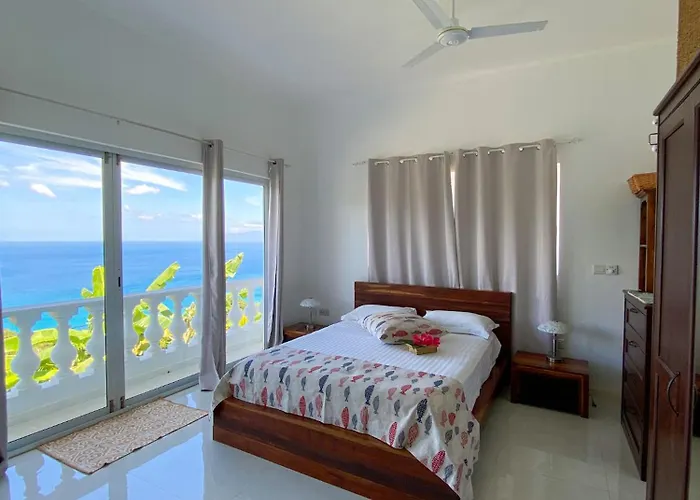 Reve Bleu Villa *